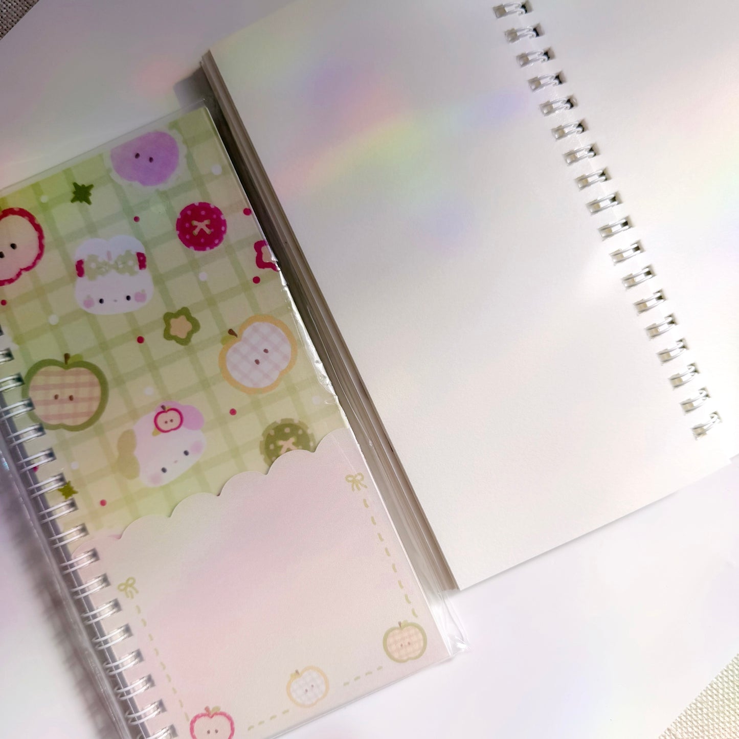 Apples: Reusable Sticker Book